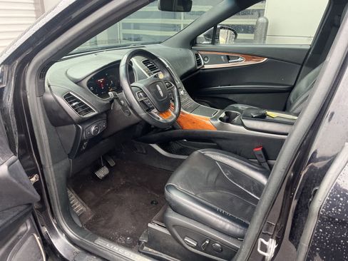 Used 2019 Lincoln Nautilus Reserve image 20