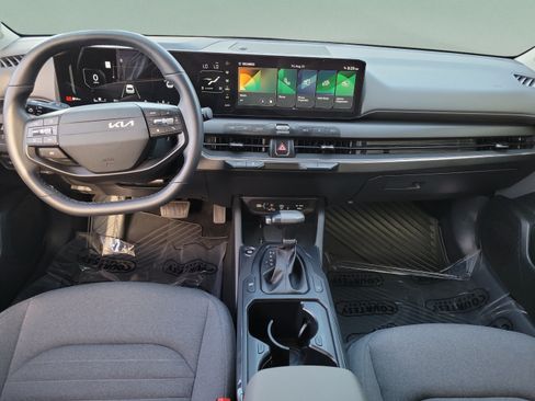 Certified 2025 Kia K4 EX FWD image 10