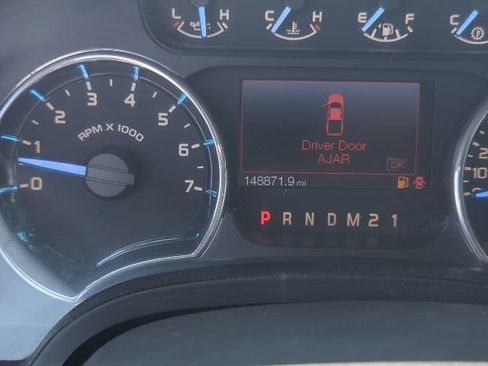 Used 2012 Ford F150 XLT w/ XLT Convenience Pkg RWD image 17