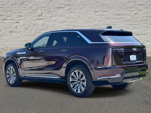 Used 2026 Cadillac Escalade IQ Luxury 1 w/ LPO, Floor Liner Package AWD/4WD image 3