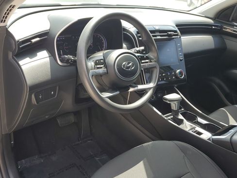 Used 2023 Hyundai Tucson SE FWD image 18