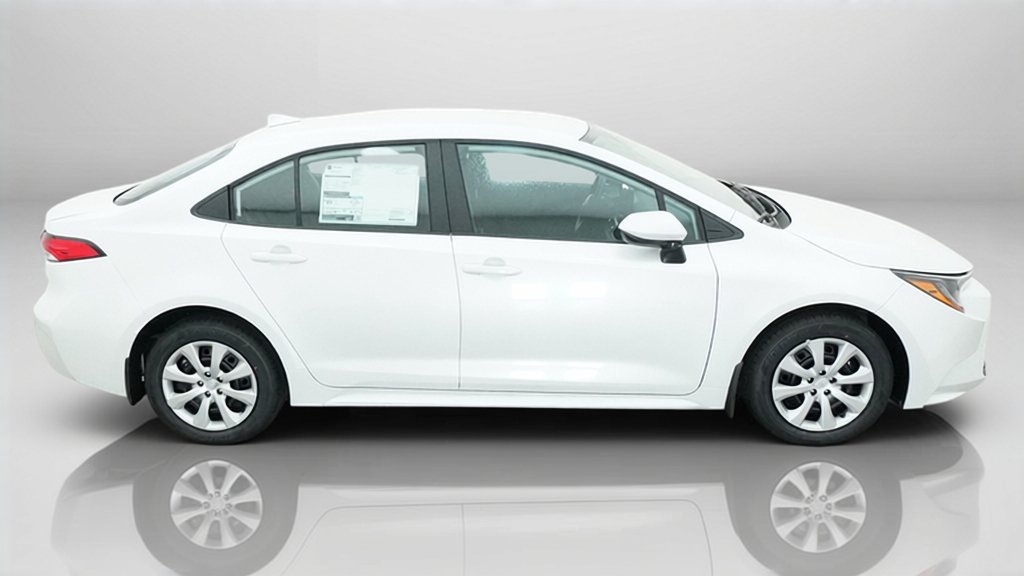 New 2027 Toyota Corolla LE FWD image 14