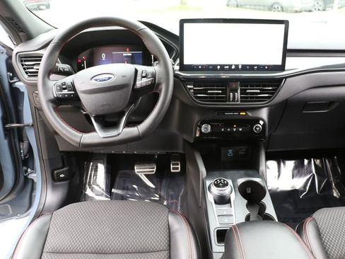 Used 2023 Ford Escape ST-Line w/ Tech Pack #1 FWD image 16