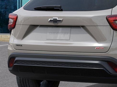 New 2026 Chevrolet Trax RS w/ Sunroof Package image 14