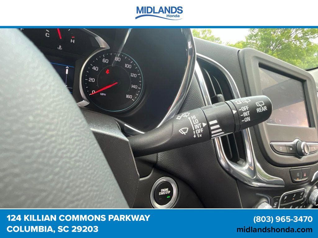 Used 2023 Chevrolet Equinox LT FWD image 22