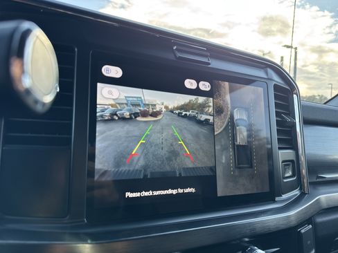 Used 2025 Ford F250 Lariat image 22