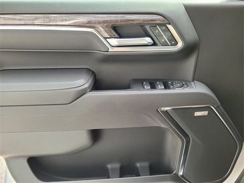 New 2025 Chevrolet Silverado 1500 LTZ w/ LTZ Premium Package image 15