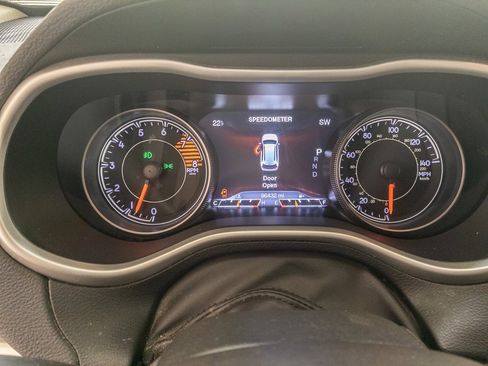 Used 2016 Jeep Cherokee Limited w/ Luxury Group image 12