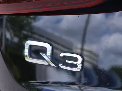 Used 2018 Audi Q3 2.0T Premium w/ Convenience Package FWD image 8
