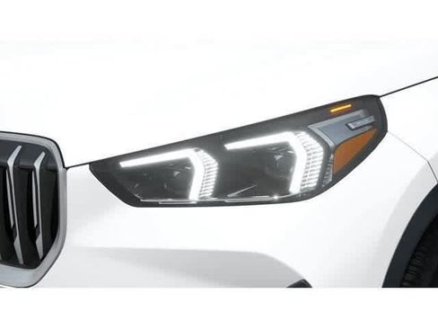 Used 2026 BMW X1 xDrive28i w/ Convenience Package image 9