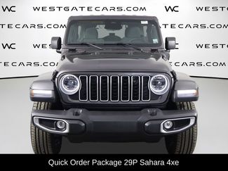 Used 2025 Jeep Wrangler Unlimited Sahara video 2