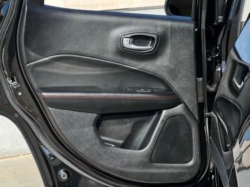 Used 2017 Jeep Compass Trailhawk w/ Navigation Group image 15