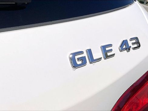 Used 2017 Mercedes-Benz GLE 43 AMG 4MATIC image 24