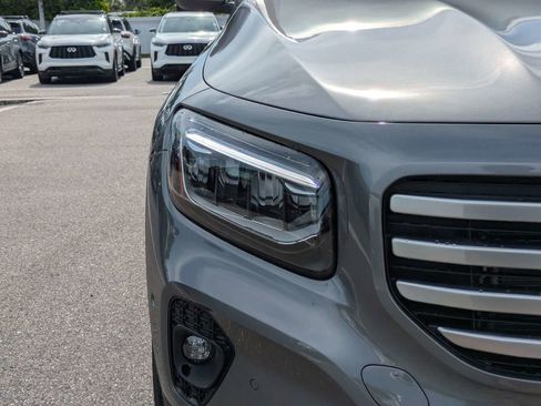 Used 2025 Mercedes-Benz GLB 250 image 10