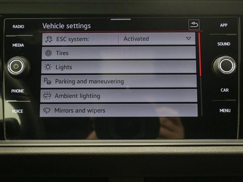 Certified 2022 Volkswagen Jetta GLI Autobahn FWD image 34