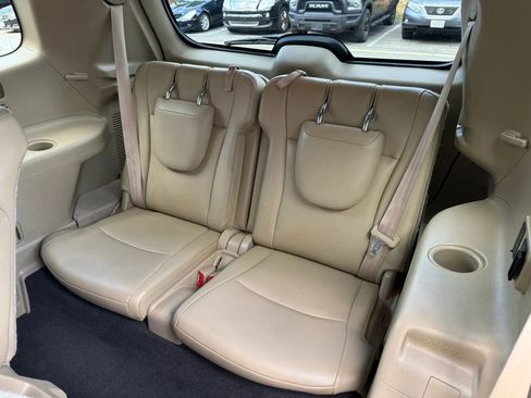 Used 2012 Toyota Highlander Limited w/ Tow Pkg AWD/4WD image 25