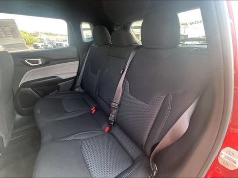 Used 2024 Jeep Compass Sport AWD/4WD image 28