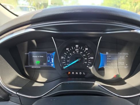 Used 2018 Ford Fusion Titanium FWD image 19