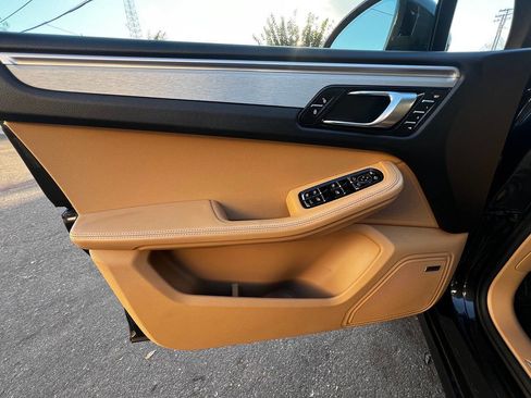 Used 2017 Porsche Macan GTS image 16