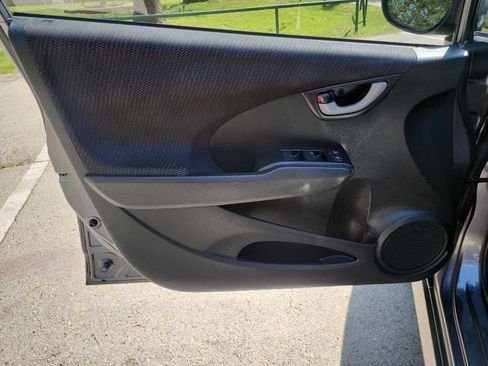 Used 2012 Honda Fit Sport image 11