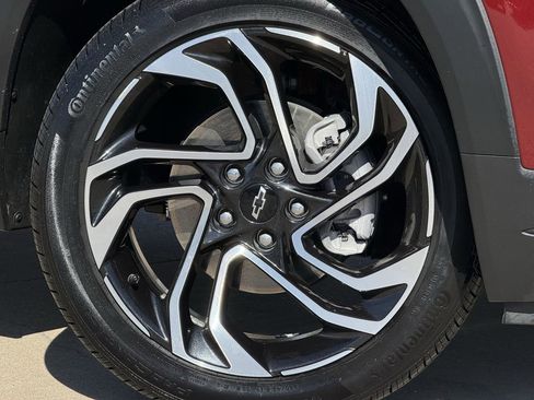 Used 2025 Chevrolet TrailBlazer RS w/ Driver Confidence Package image 10