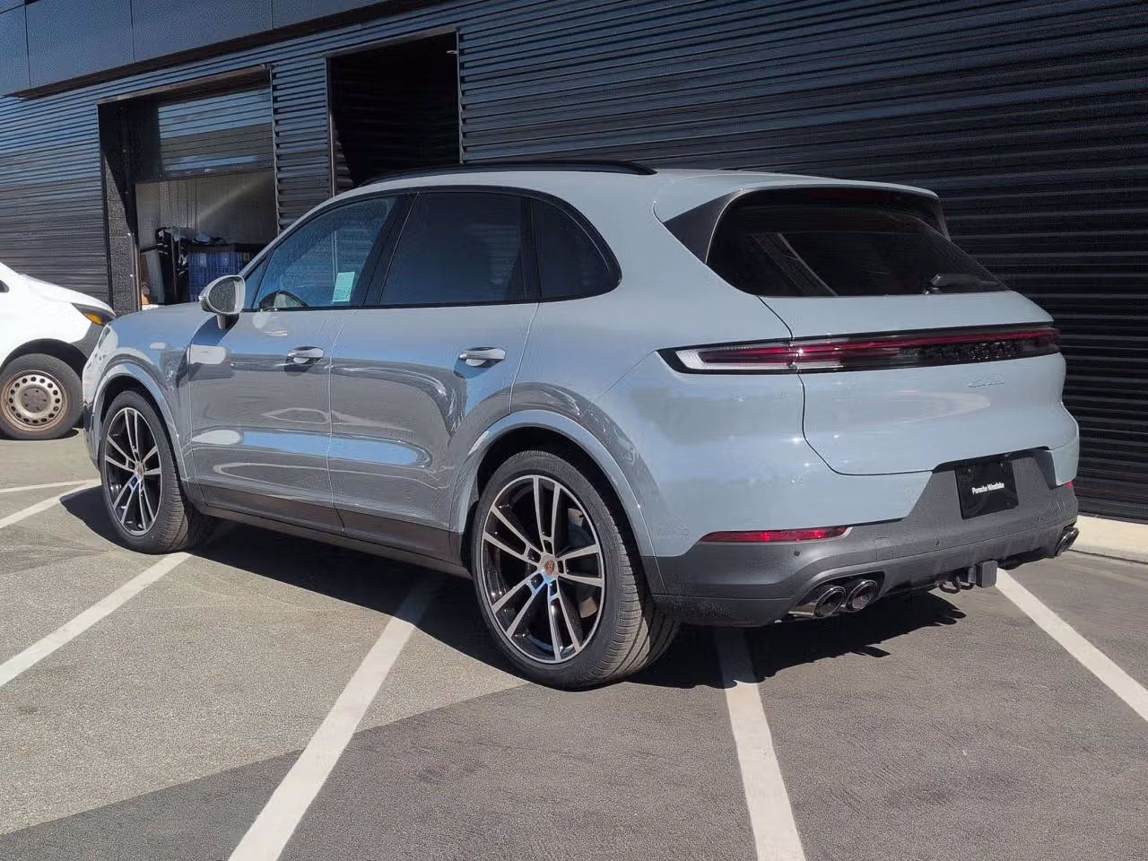 Certified 2026 Porsche Cayenne AWD/4WD image 3