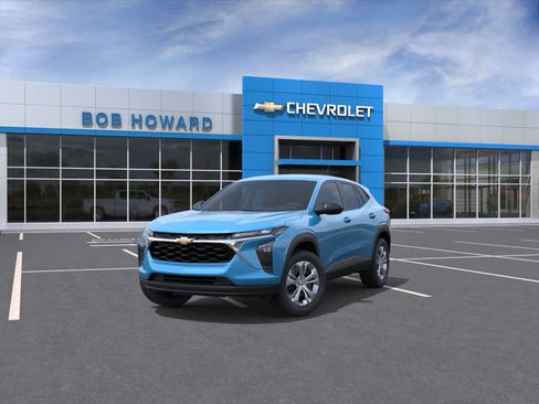 Used 2026 Chevrolet Trax LS w/ Driver Confidence Package FWD image 8