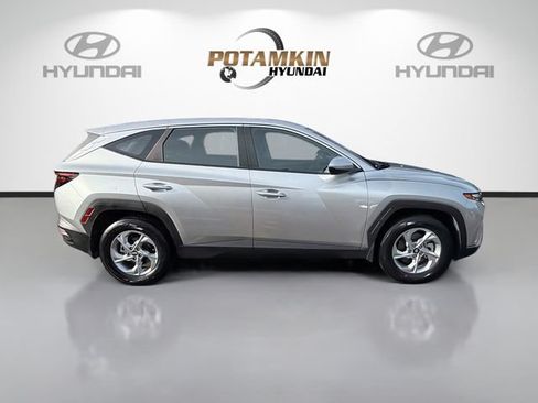 Used 2024 Hyundai Tucson SE FWD image 4