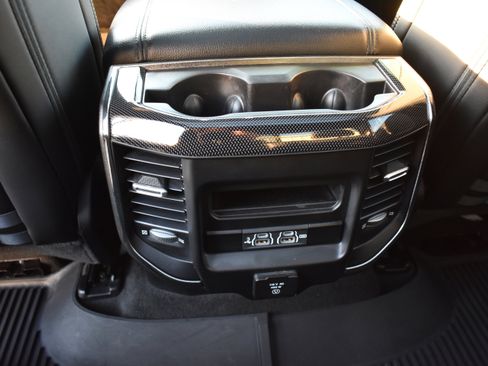 Used 2020 RAM 1500 Big Horn w/ Built-to-serve Edition image 28