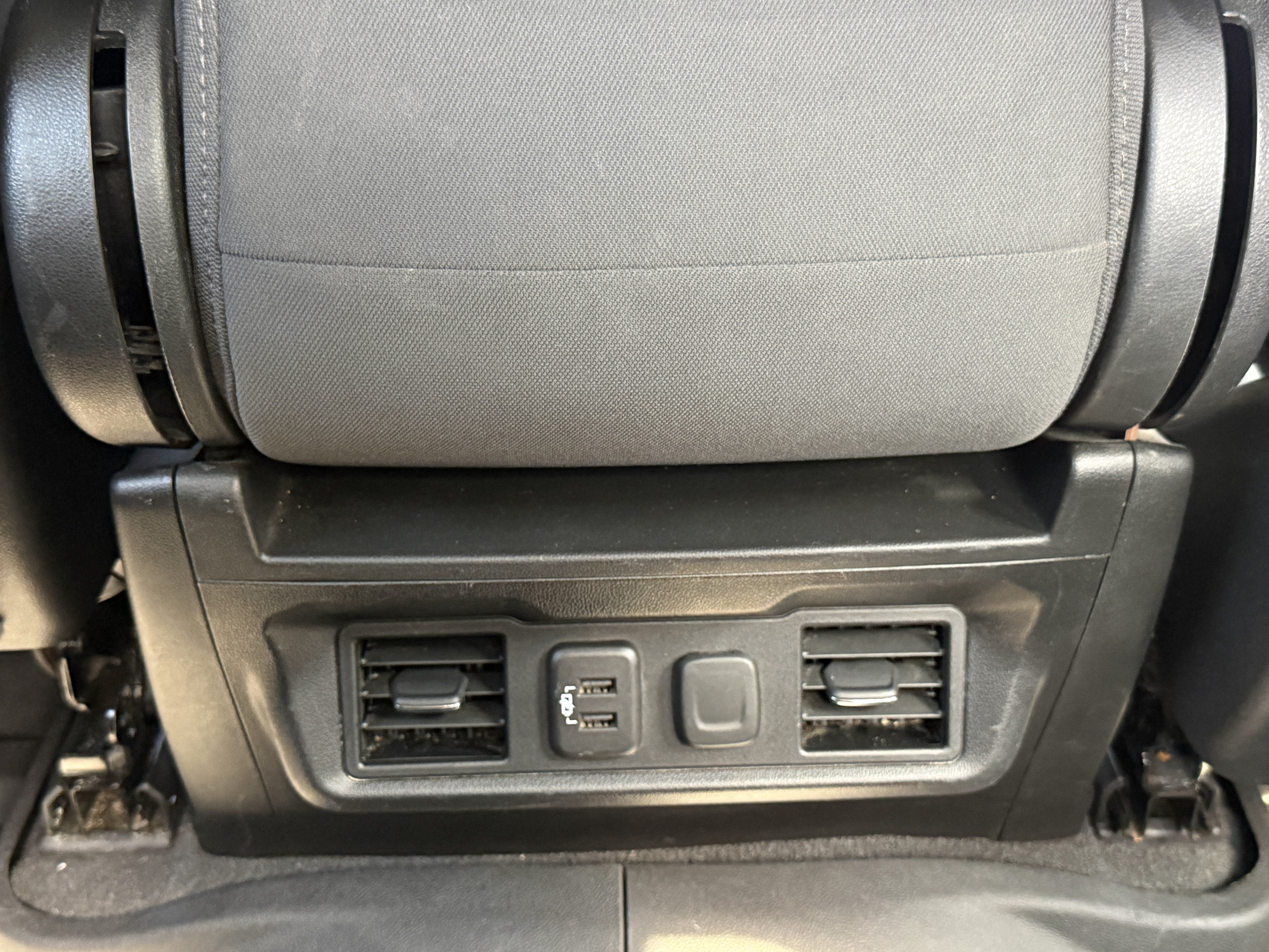Used 2021 Chevrolet Silverado 1500 RST AWD/4WD image 28