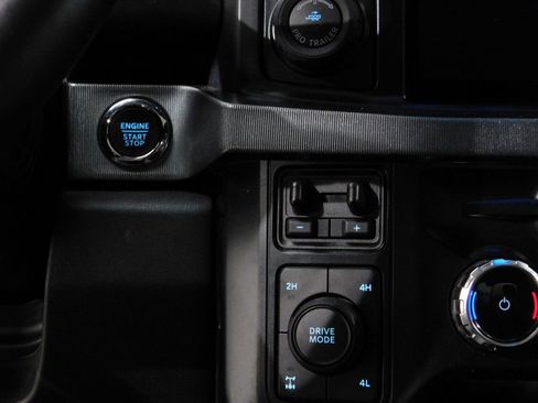 Used 2025 Ford F250 Platinum image 50