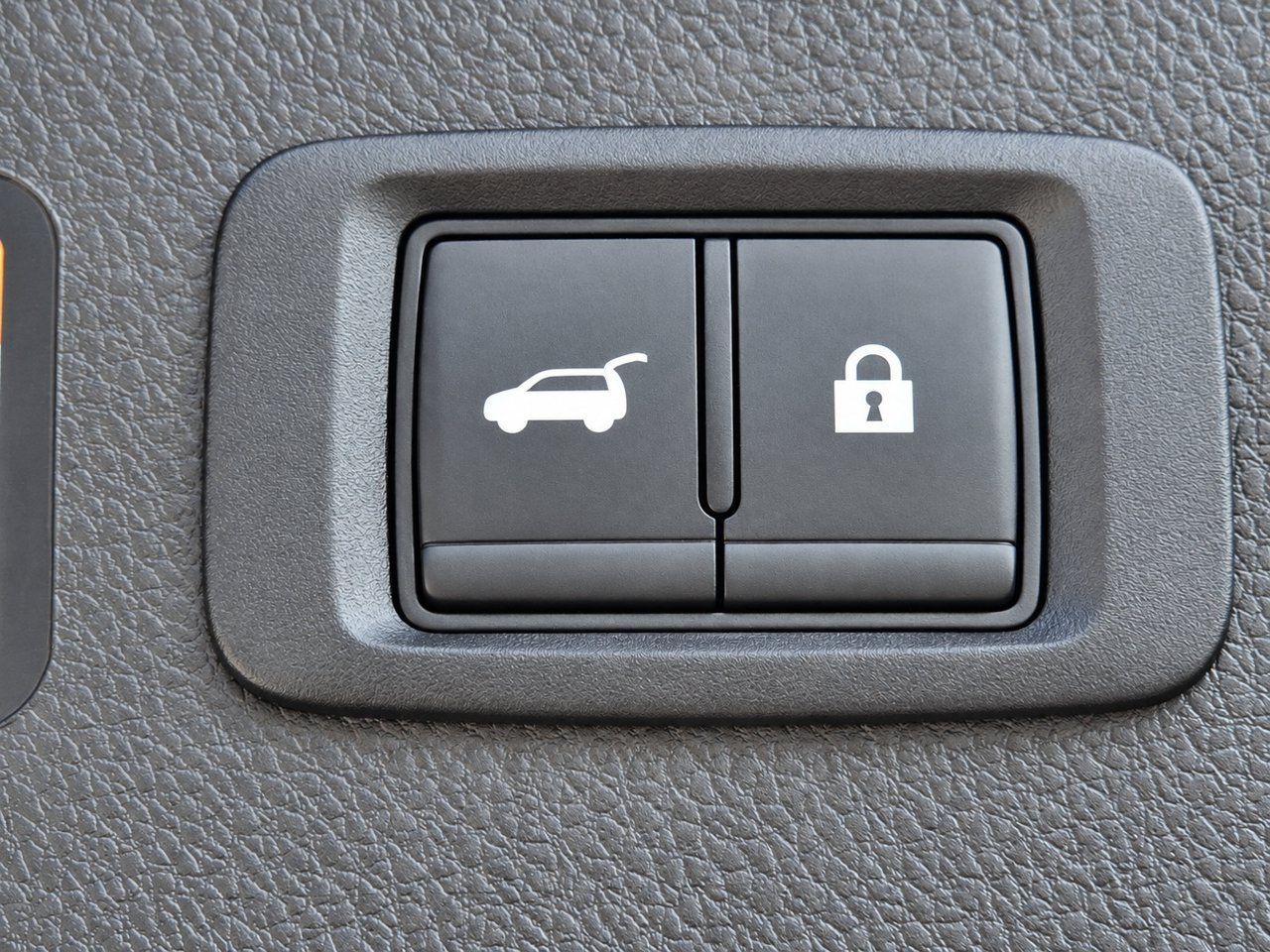 Used 2026 Mitsubishi Eclipse Cross AWD image 27