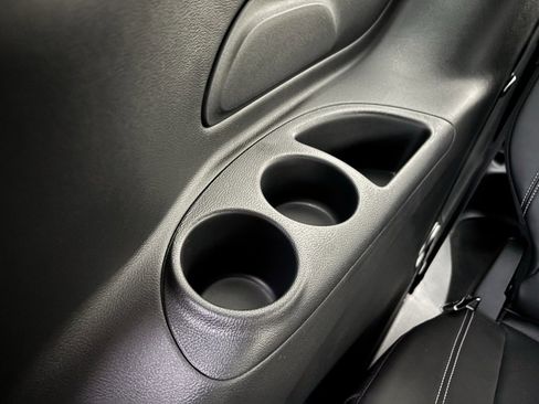 New 2026 Chrysler Pacifica Select image 34