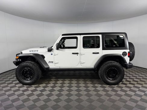 Used 2025 Jeep Wrangler Unlimited Sport S 4xe AWD/4WD image 9