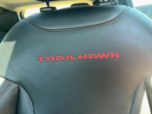 Used 2023 Jeep Renegade Trailhawk w/ Sun/Sound Group AWD/4WD image 18