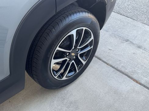 Used 2025 Chevrolet TrailBlazer LT image 28