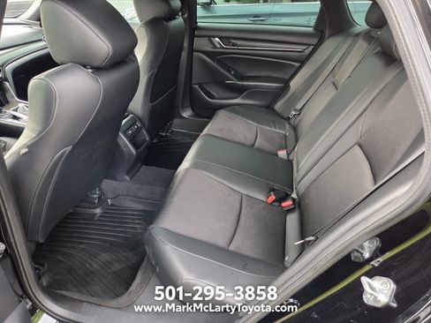Used 2022 Honda Accord Sport image 6