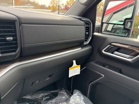 New 2026 Chevrolet Silverado 2500 LT w/ Trail Boss Package image 16