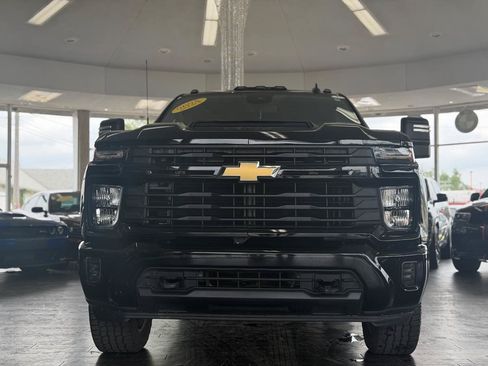 Used 2024 Chevrolet Silverado 2500 Custom w/ Custom Convenience Package AWD/4WD image 15