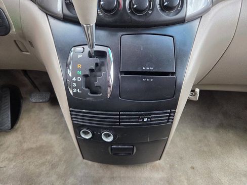 Used 2008 Toyota Sienna LE AWD/4WD image 24