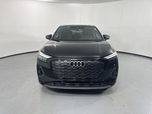 Used 2023 Audi Q4 e-tron Premium Plus w/ Premium Plus AWD/4WD image 4