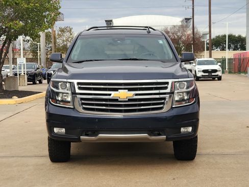 Used 2018 Chevrolet Tahoe LT image 3