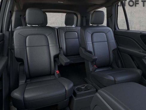 New 2025 Lincoln Aviator Reserve w/ Equipment Group 201A image 33