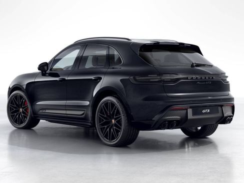 New 2026 Porsche Macan GTS image 3