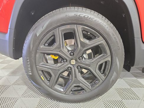 Used 2023 Rivian R1T Adventure AWD/4WD image 12