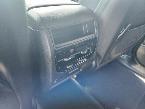 New 2025 Jeep Grand Cherokee Laredo w/ Luxury Tech Group I AWD/4WD image 9