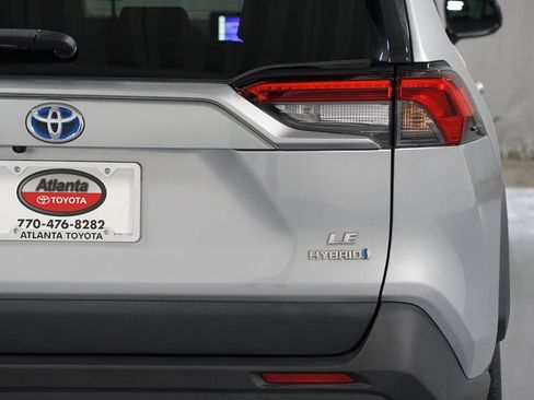 Certified 2024 Toyota RAV4 LE AWD/4WD image 10