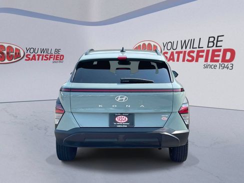 Certified 2024 Hyundai Kona SEL AWD/4WD image 7