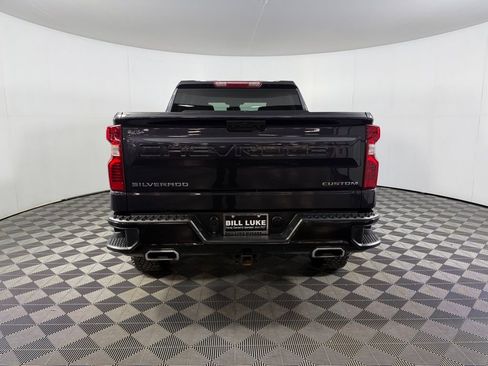 Used 2024 Chevrolet Silverado 1500 Custom Trail Boss AWD/4WD image 7