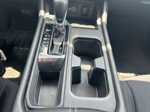 Used 2024 Nissan Sentra S FWD image 29